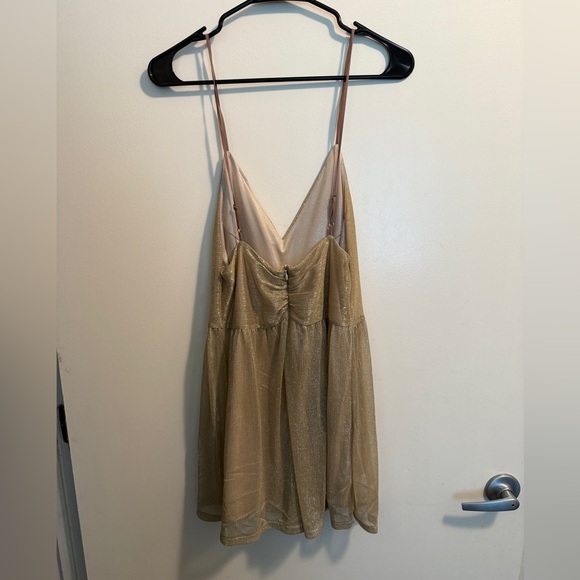 Urban Outfitters Cream Ruched Romper Spaghetti Strap - Picture 3 of 3